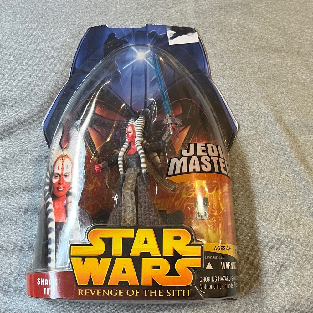 Star Wars Jedi Master Action Figure - Red and White